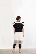 Charger l'image dans la galerie, Le poncho de l'œil curieux