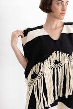 Charger l'image dans la galerie, Le poncho de l'œil curieux