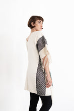Charger l'image dans la galerie, Le poncho nude motif serpent