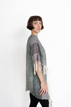 Load image into Gallery viewer, &lt;transcy&gt;Black snake print poncho&lt;/transcy&gt;
